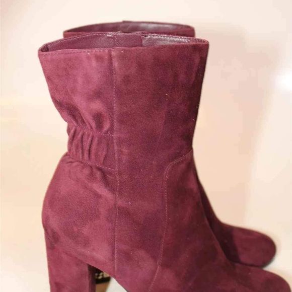 Michael Kors MK Designer Womens Suede Booties Heels Ankle Boots Size 5 M - Picture 5 of 9
